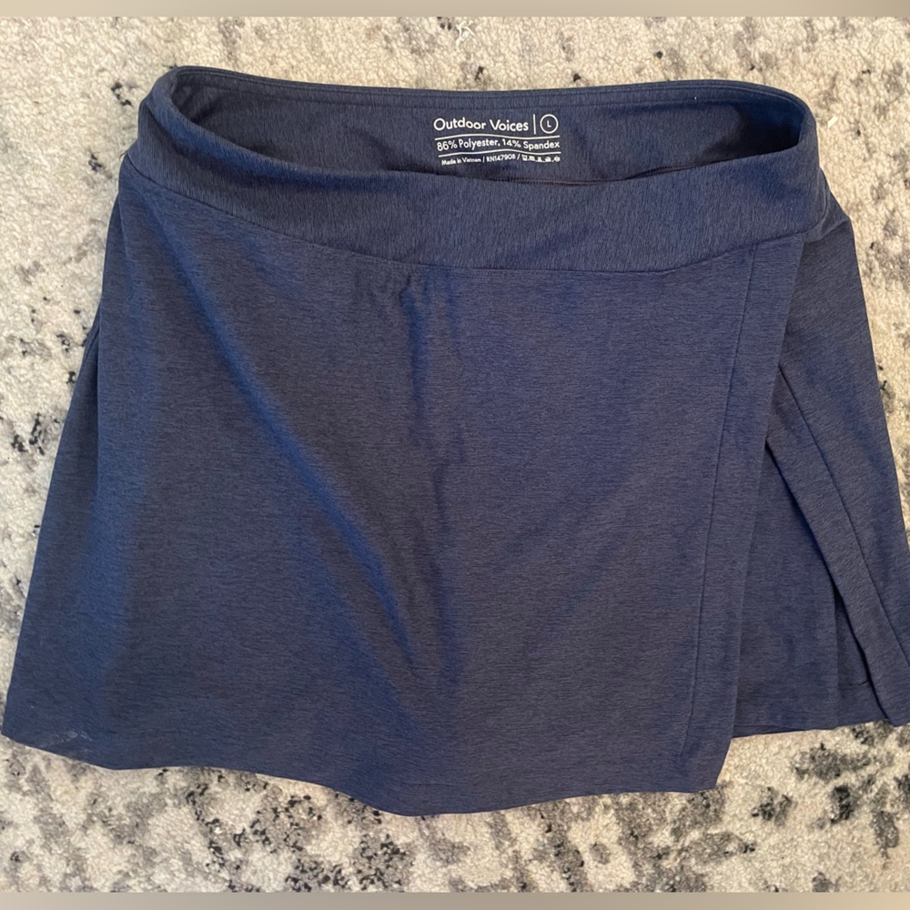 Outdoor Voices Navy Skirt - Size Large